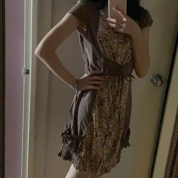 Dress - Picture 2 of 6